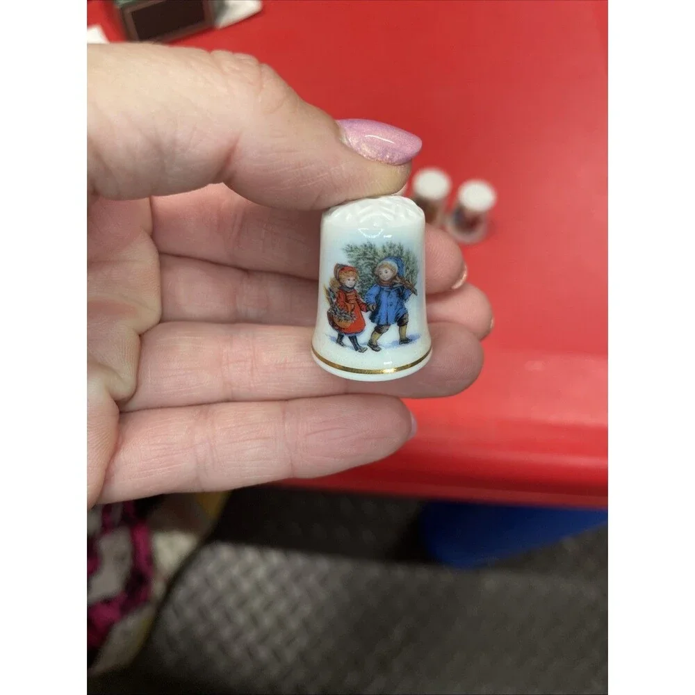 Thimbles Avon Christmas Lot Of 4 1981, 1982, 1983, 1984 Bone China Vintage